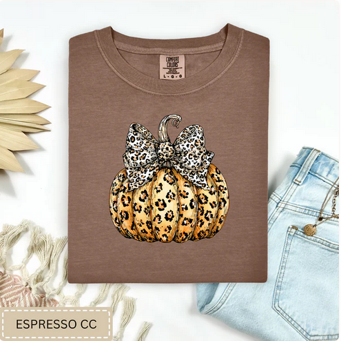 Leopard Pumpkin With Bow Tee.